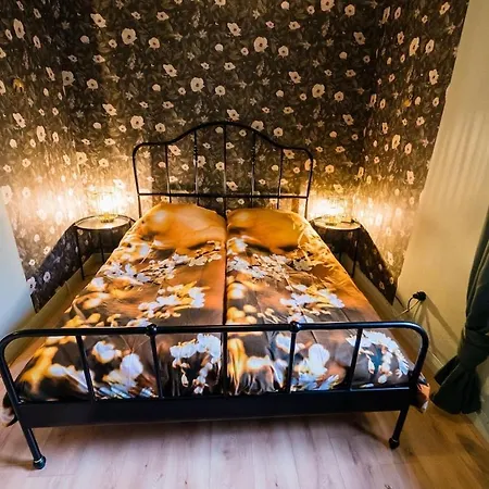 Bei Mit Garten アパート